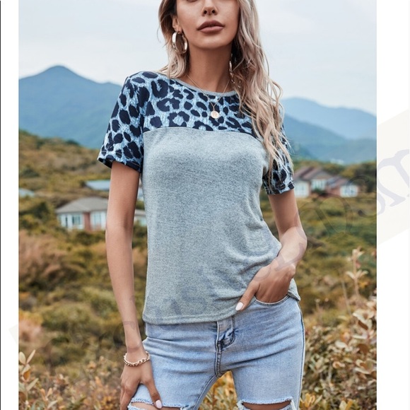 Leopard Panel Top - Picture 1 of 3